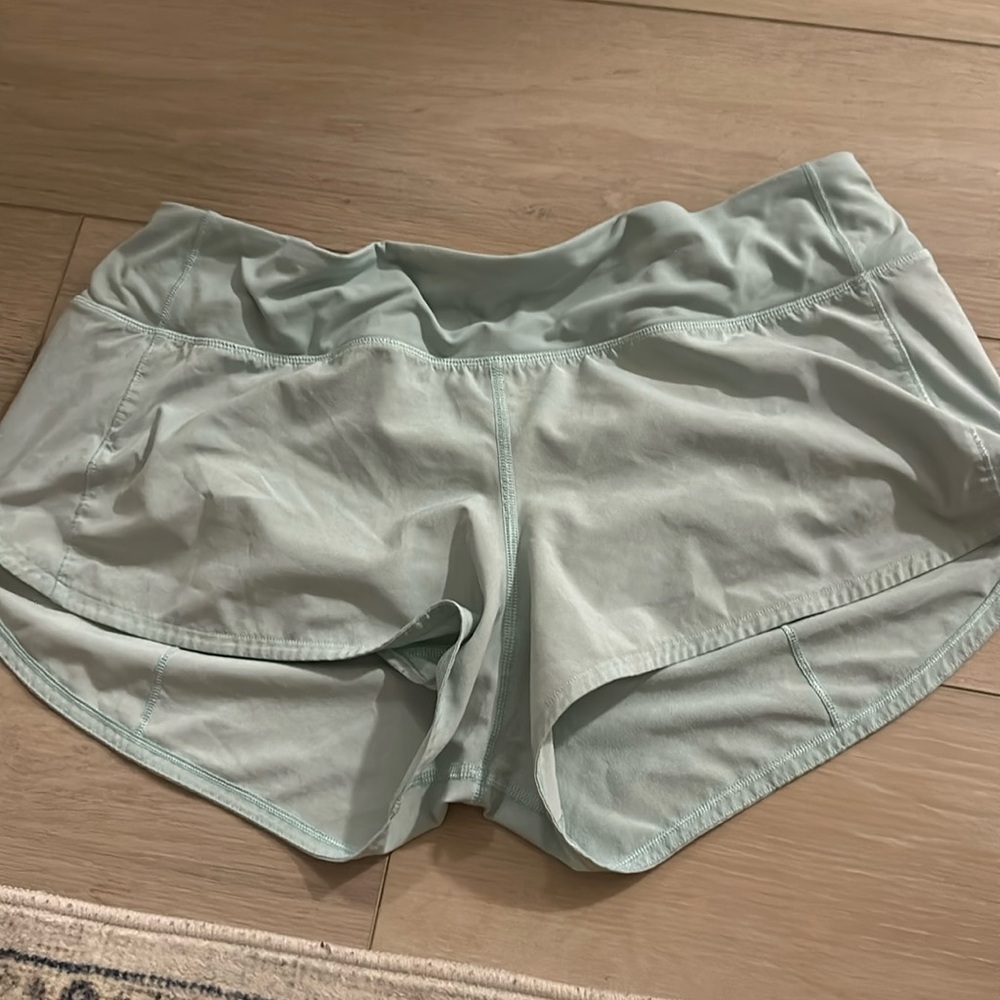 Lululemon Speed Up short 2.5” in teal
